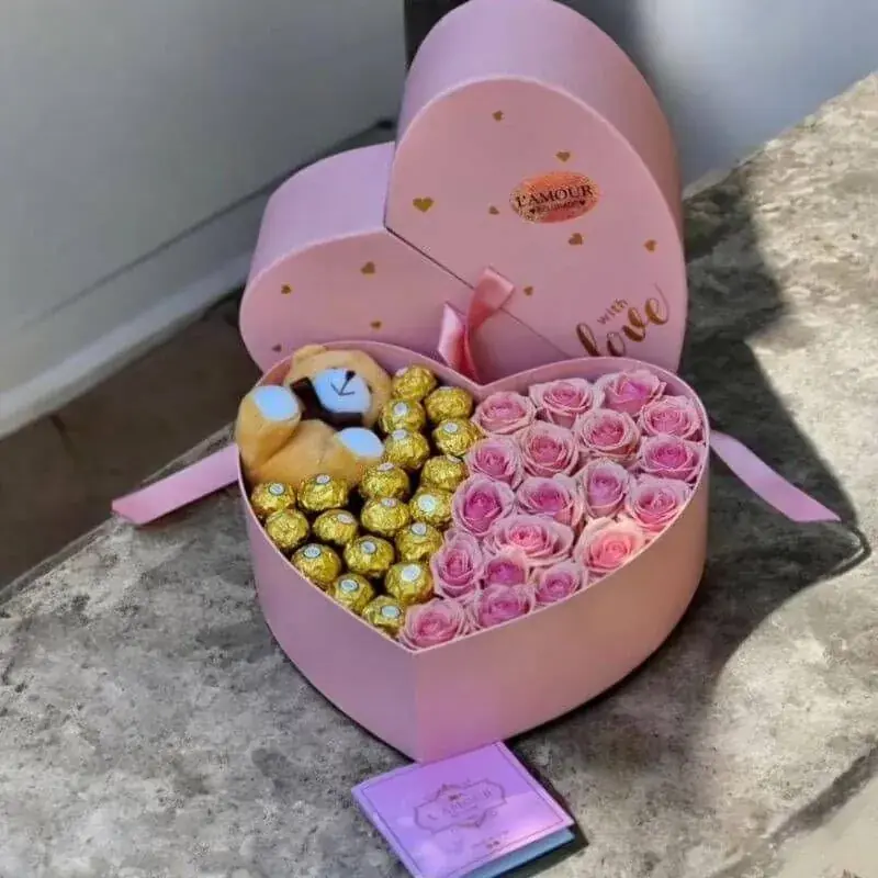 Roze srce sa duplom kutijom